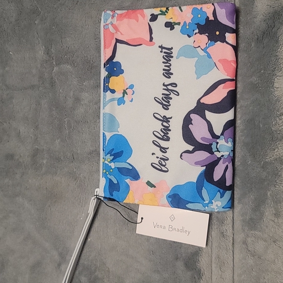 Vera Bradley Handbags - VERA BRADLEY LIGHTEN UP WRISTLET: Marian Floral: "lei'd back days await": NWT